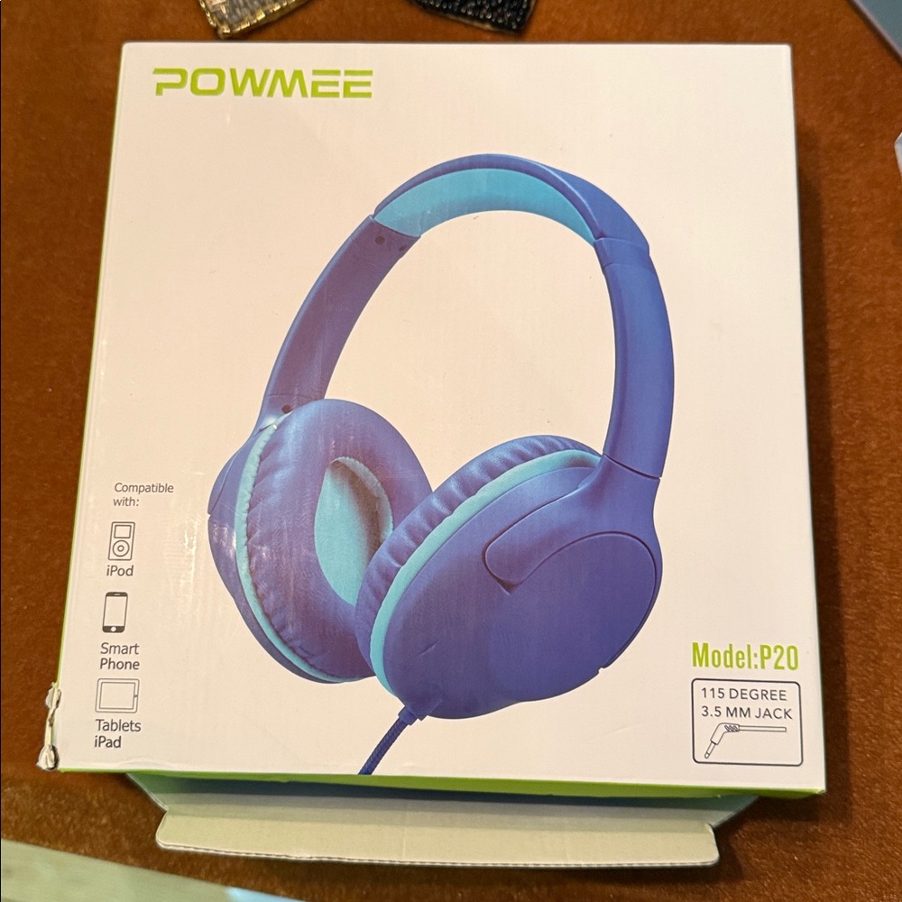 Powmee Kids Headphones Model P20 NIB